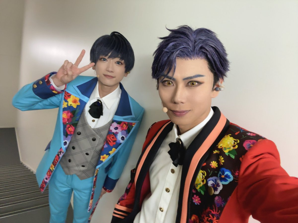chuta_na's tweet photo. 3日目が終わりましたぁ！

至さん、紬さん、千景さんと！

それと、臣さんお誕生日おめでとうございます🍁

建太もお祝いできたし、ハッピーデイだった！！

#エーステ https://t.co/7Cgnu1heI8