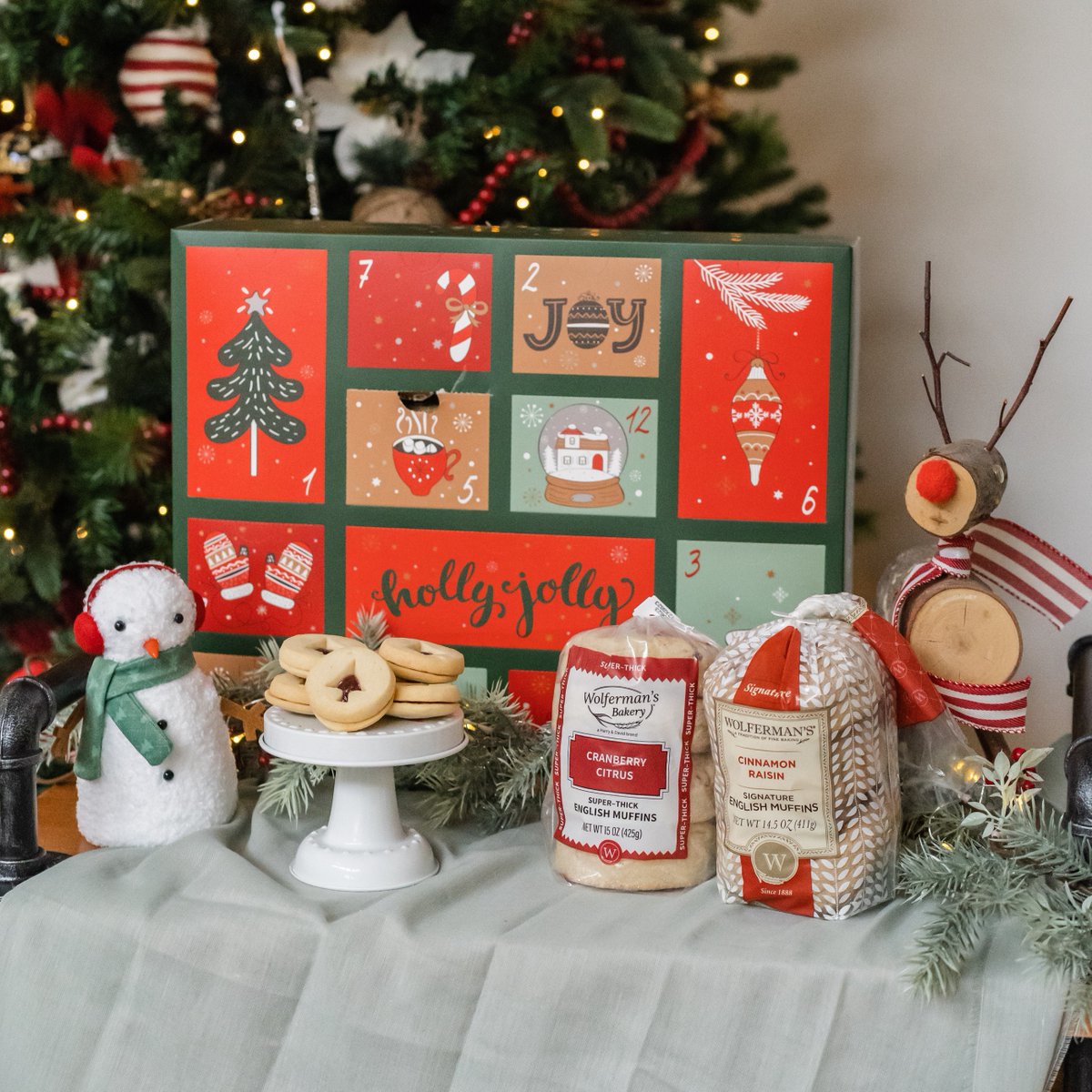 Unwrapping joy, one day at a time 🎁🎄 Who else is ready to start the countdown to Christmas?