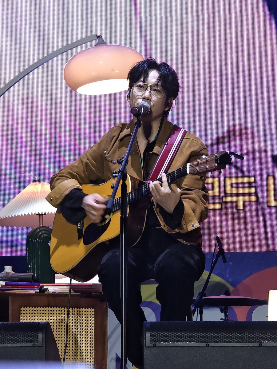 그랜드민트페스티벌 셋리스트

새벽 4시
오늘밤은 어둠이 무서워요
그게 아니고
사랑은 은하수 다방에서
가진다는 말을 좀 그렇지
마음
어제 너는 나를 버렸어
봄눈
Hotel room
폰서트
Island
스토커
가을우체국 앞에서 (윤도현)
그라데이션
Nothing Without You

앵콜 죽겠네
소년