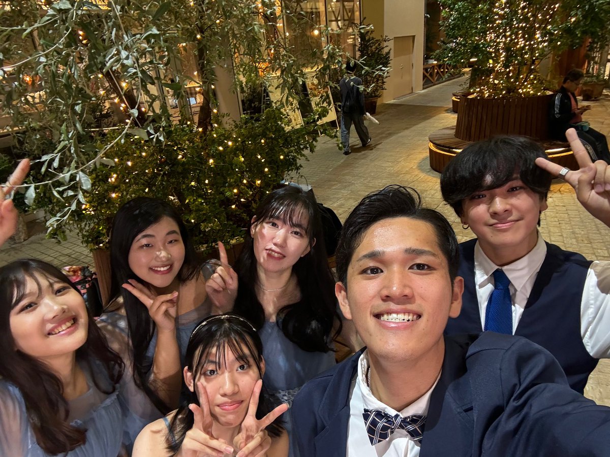 Remain_vox's tweet photo. 🪄⌒✩.*˚｡．🪄⌒✩.*˚｡．🪄⌒✩.*˚｡.

︎︎

【出演報告】

京阪くずはモールクリスマスネオン点灯式
に出演させていただきま��た💎
ありがとうございました！！

#VoxChord #Remain #くずはモール

︎︎

🪄⌒✩.*˚｡．🪄⌒✩.*˚｡．🪄⌒✩.*˚｡. https://t.co/pyqt1QuP1w