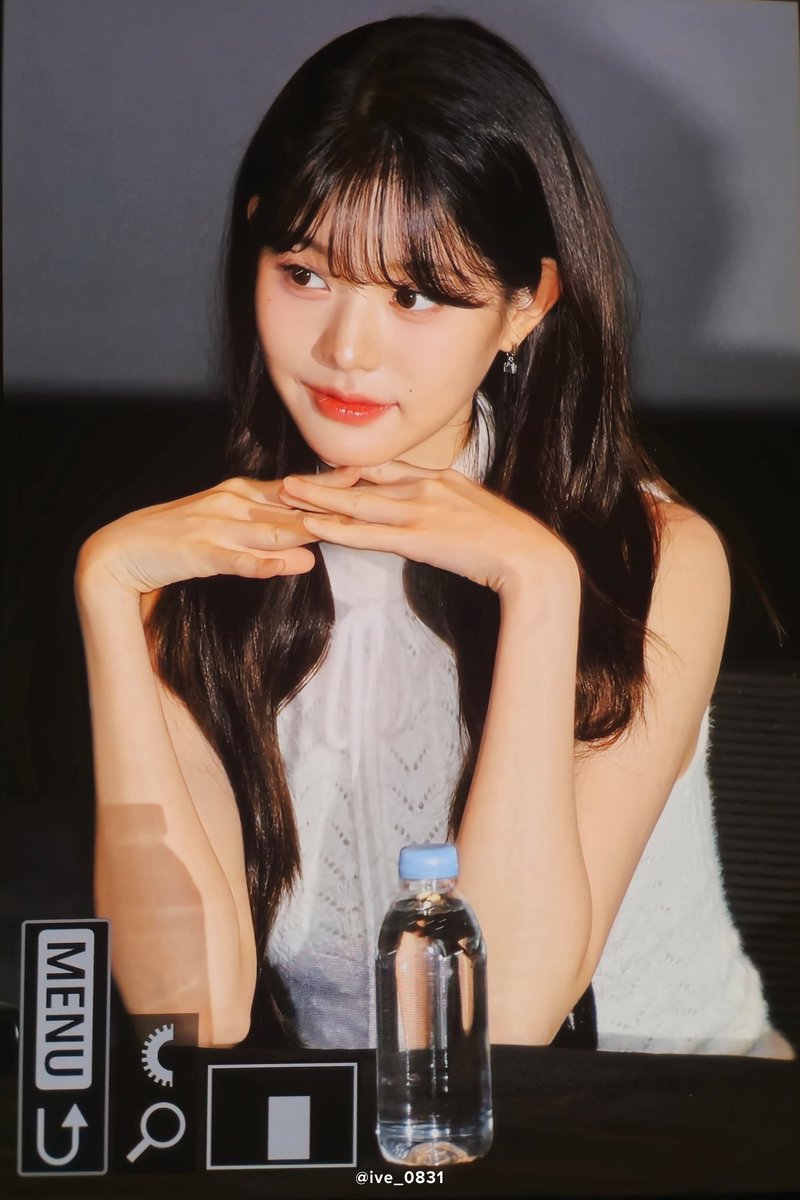 ive_0831's tweet photo. 241102 GV팬미팅 프리뷰 1

#아이브 #IVE #장원영 #JANGWONYOUNG #원영 #WONYOUNG #ウォニョン https://t.co/oAczjFvjZX