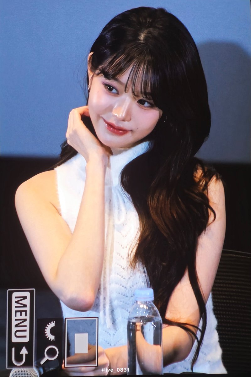 ive_0831's tweet photo. 241102 GV팬미팅 프리뷰 2

#아이브 #IVE #장원영 #JANGWONYOUNG #원영 #WONYOUNG #ウォニョン https://t.co/ccQJeCJXEh