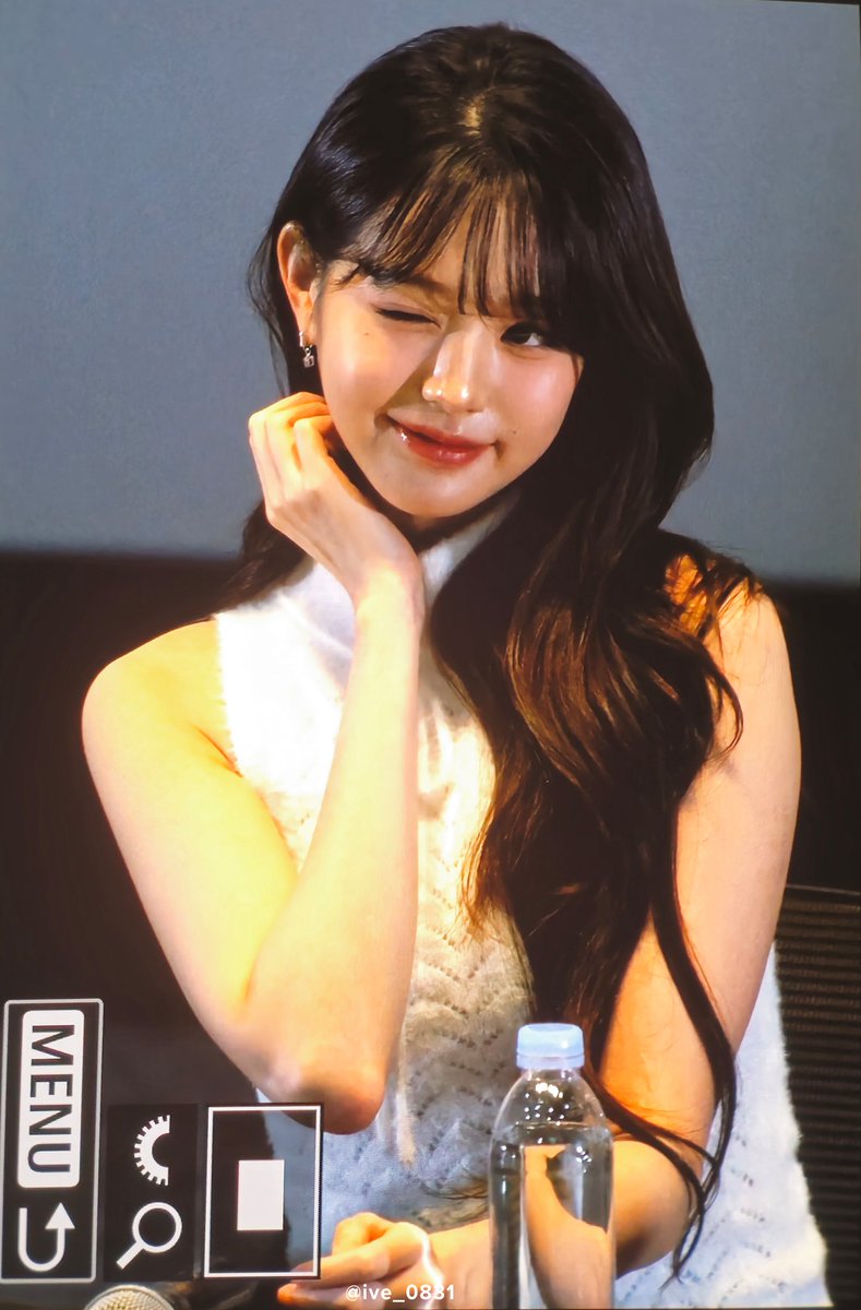 ive_0831's tweet photo. 241102 GV팬미팅 프리뷰 2

#아이브 #IVE #장원영 #JANGWONYOUNG #원영 #WONYOUNG #ウォニョン https://t.co/ccQJeCJXEh