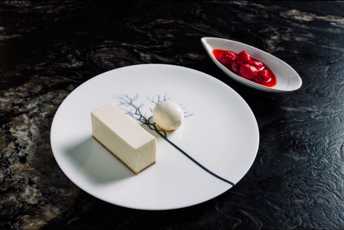 cona_restaurant's tweet photo. Vanilla Cheesecake 🤍 https://t.co/FatueHmgLx