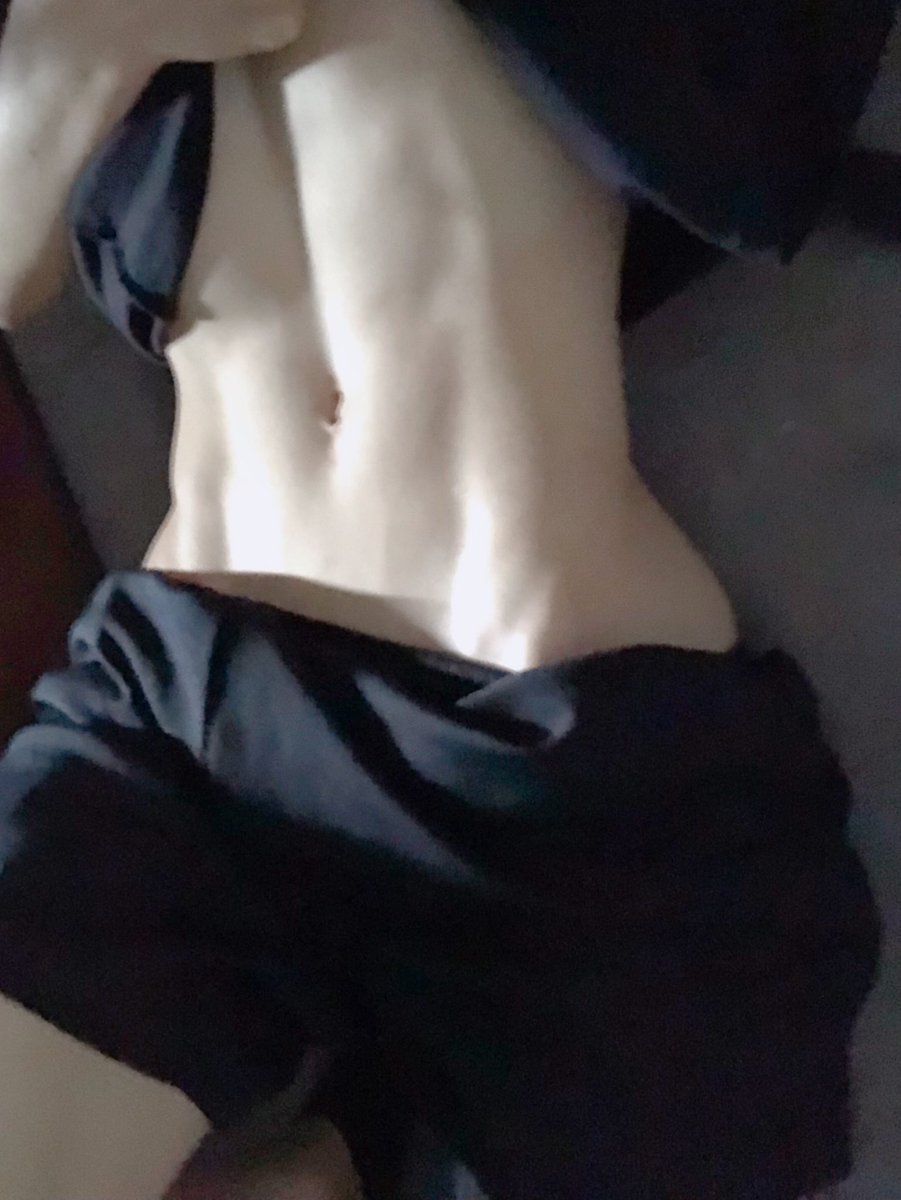 tokoyo_akari15's tweet photo. 成人腐男子の薄っぺらいお腹でもみといて https://t.co/ss3uFMWac4