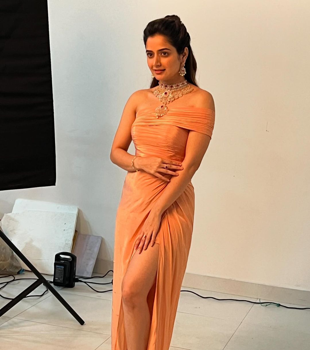 GbYWNK8XAAADko8?format=jpg&name=large