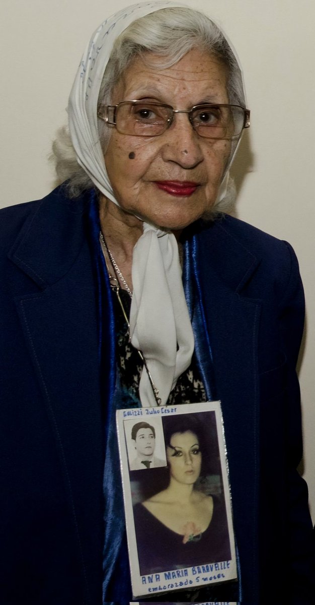 ElCiudaArg's tweet photo. #MirtaBaravalle fue una de las #fundadoras de #MadresdePlazadeMayo; falleció sin haber encontrado a su nieto o nieta 💔 https://t.co/P5DoJL4NxD