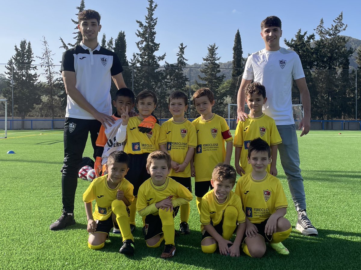 Antonioorenes_'s tweet photo. Muy orgullosos del trabajo de nuestros chicos, que gusto da verlos jugar y divertirse como ellos saben.

Seguimos trabajando @BeniajanCf 💛 https://t.co/n2vlkvP228