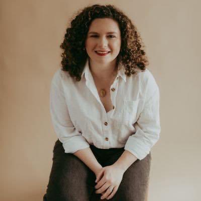 What are they doing with their UT Martin degree?   2016 Plant &amp; Soil Science graduate, Dr. Hope Renfoe Becton, is a Plant Pathologist at North Dakota State University.  Soaring!  #beUTMproud