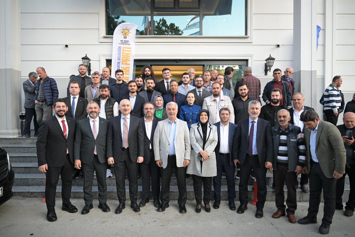 📍YOMRA

Karadeniz Bölge Koordinatörümüz Muğla Milletvekilimiz Kadem Mete’nin divan başkanlığında  İlçe kongrelerimize Yomra İlçemiz ile devam ediyoruz.

Yapılan kongre sonucunda Aydoğan İskender 196, Engin İğci 32 oy alarak Aydoğan İskender Başkanımız yeniden Başkanlık yarışını