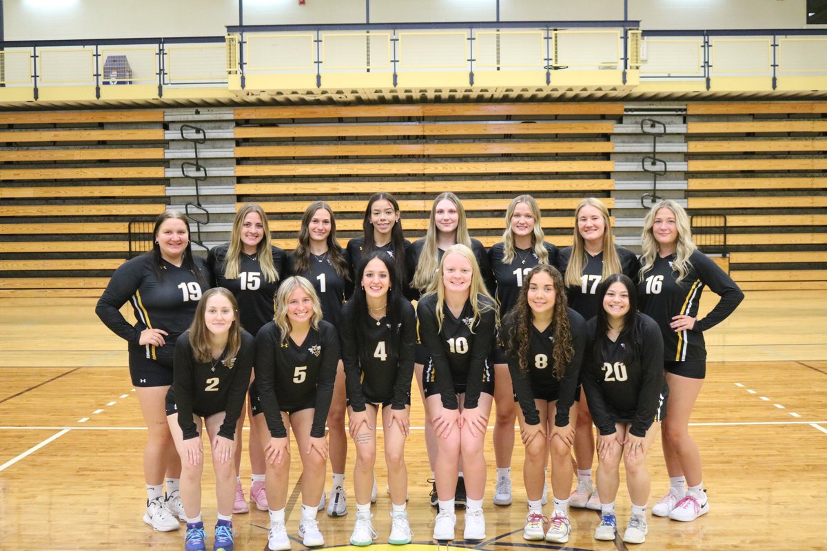 RCTC volleyball advances to region title match with 3-1 win over Central Lakes. rctc.prestosports.com/sports/wvball/…