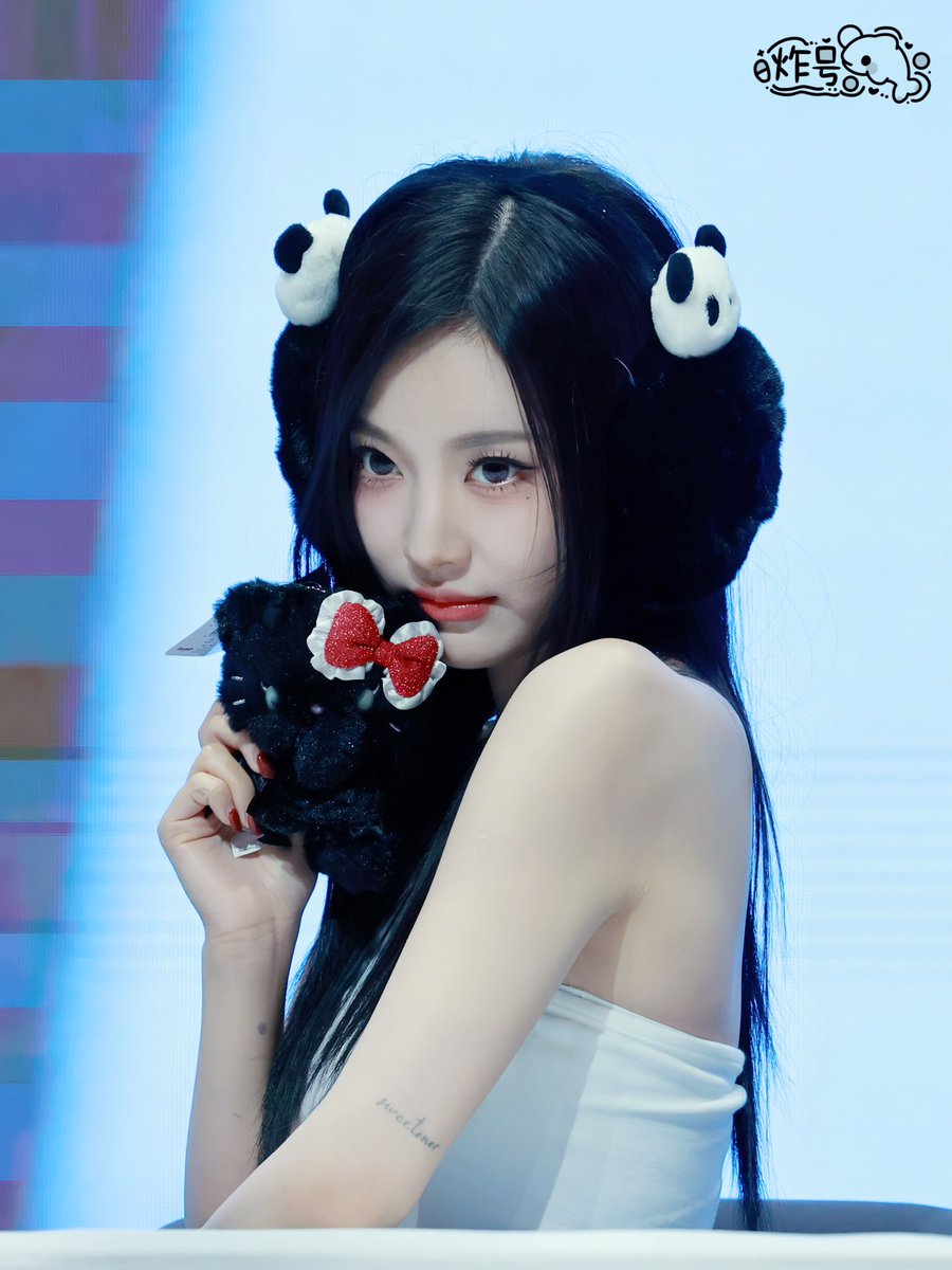 zhahaodaomeidan's tweet photo. 241102

#Ningning #닝닝
#aespa #에스파 https://t.co/uVqFfrXfMT