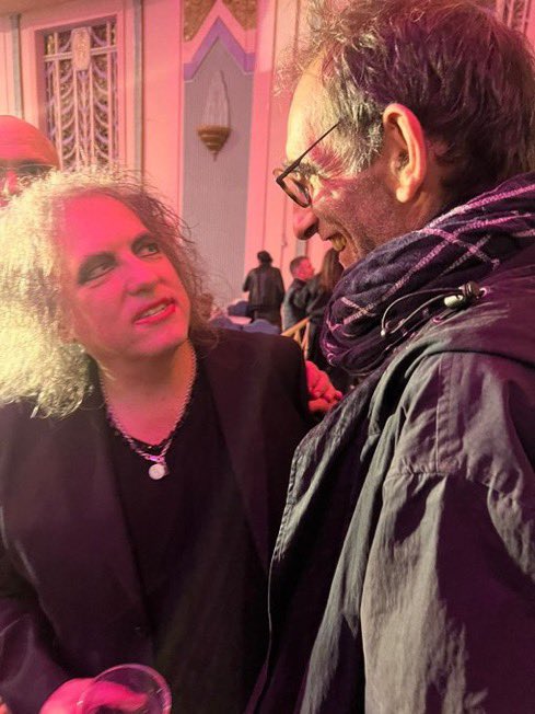 ROBERT SMITH DAILY YAY tweet media