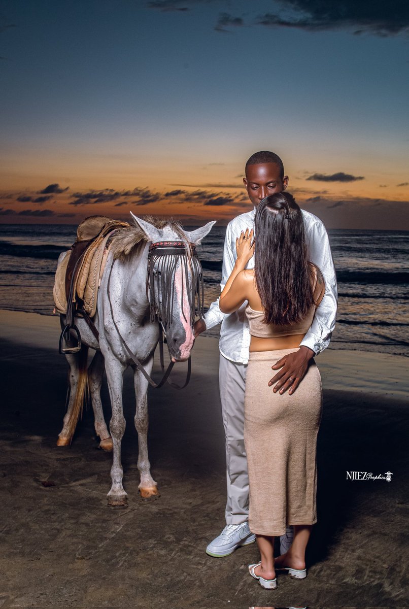 Njiez Graphics Visuals tweet media