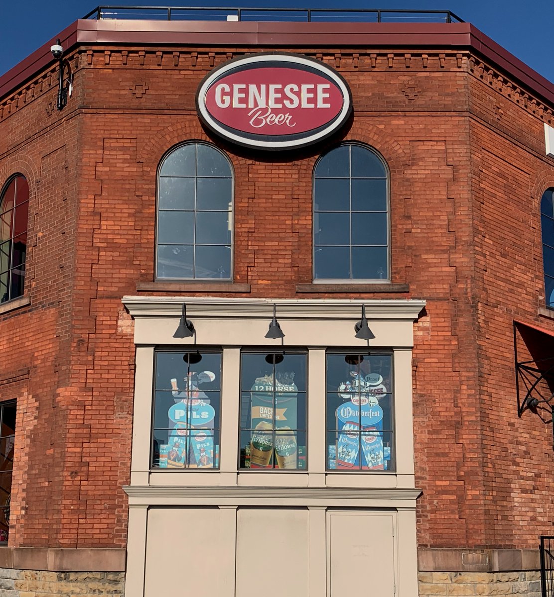 It was a great week for beer. This is what we like to call the perfect trifecta! 
#citruspils #12horseale #oktoberfest