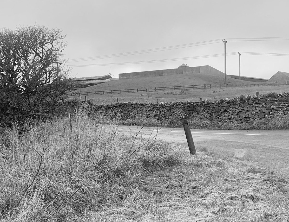 Elementary1668's tweet photo. A few years ago, I came across this picture of my Grandpa: probably taken in 1940 and, no doubt my Gran was the photographer. The signpost was intriguing and with the help of social media it was possible to pinpoint the location. https://t.co/pUPzH6ZDcY