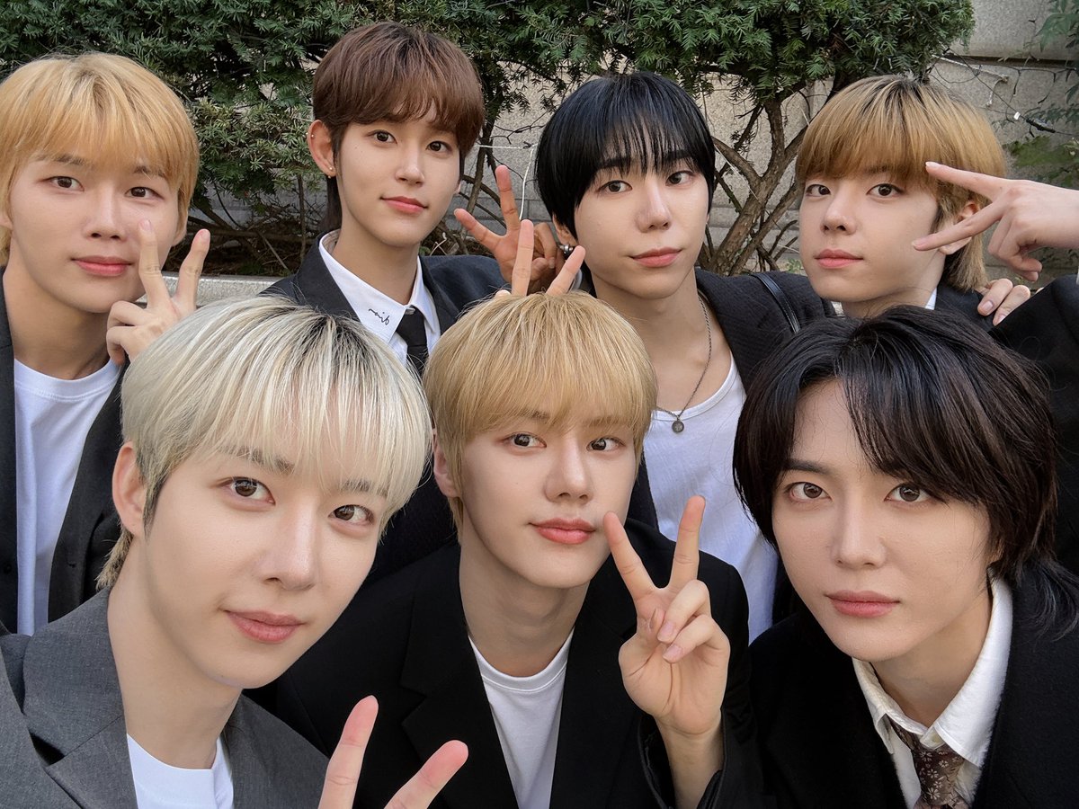 NINE_i_Firstone's tweet image. [#나인아이]

감기 조심하세요 아이닌◡̈💙

#NINEi #나인아이