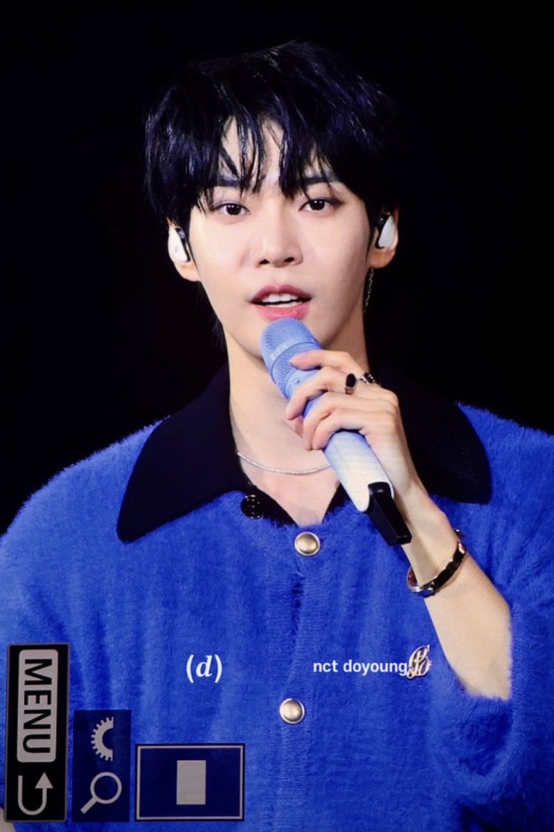 241102
#도영 #DOYOUNG #NCT