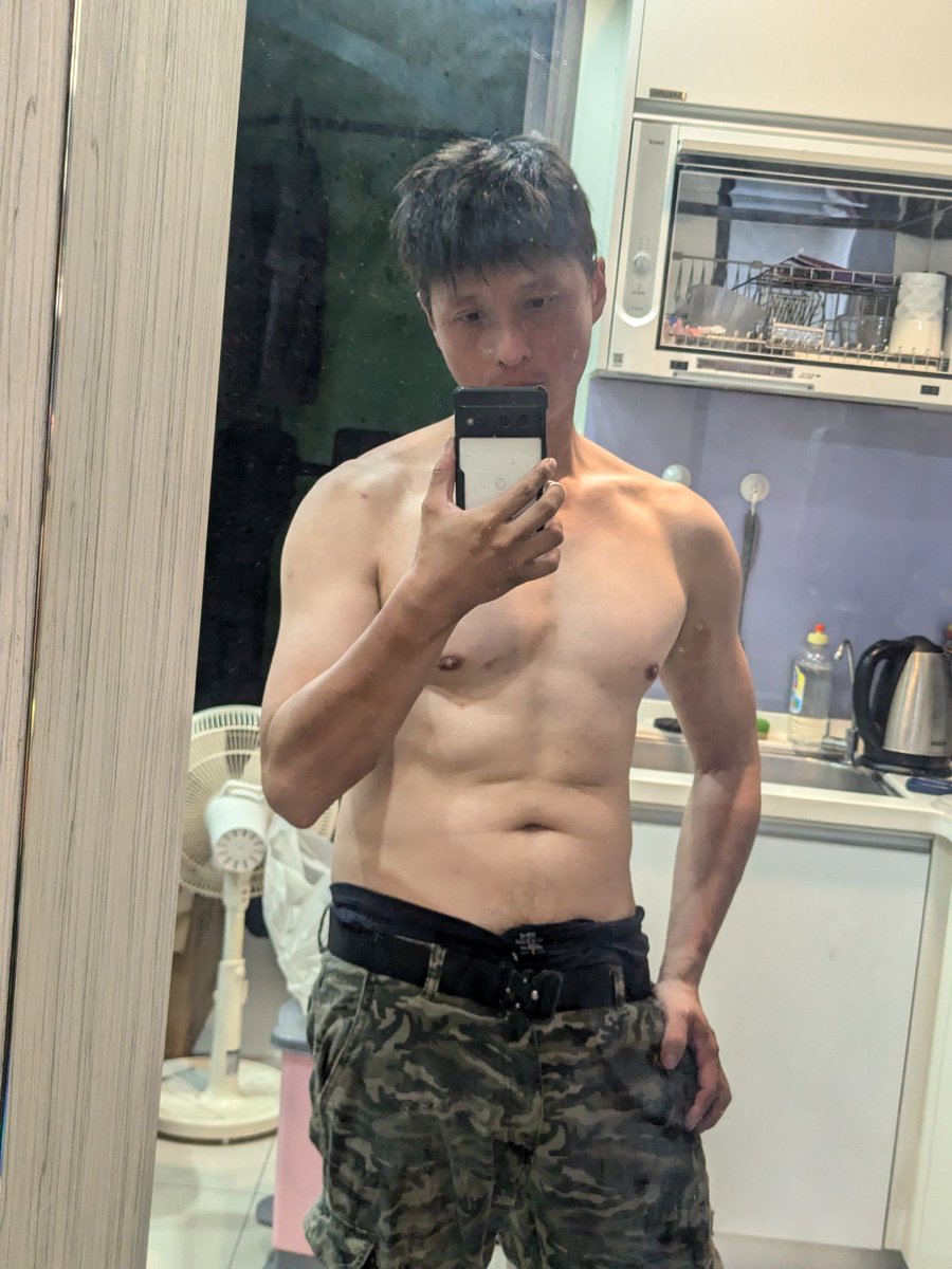 高雄top喜被吹 被控 運動系 (@fuckingguy99) on Twitter photo 