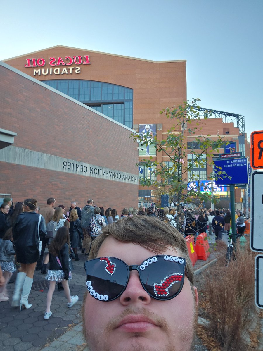 JSzpakowski's tweet photo. @erastourticks @LucasOilStadium @taylorswift13 PLEASE consider me! I went to Vienna for my own concert to be taken from me, and have been in Indy since Thursday trying desperately for tickets to show off my rep suit to Taylor! https://t.co/8CEqCL7zPL