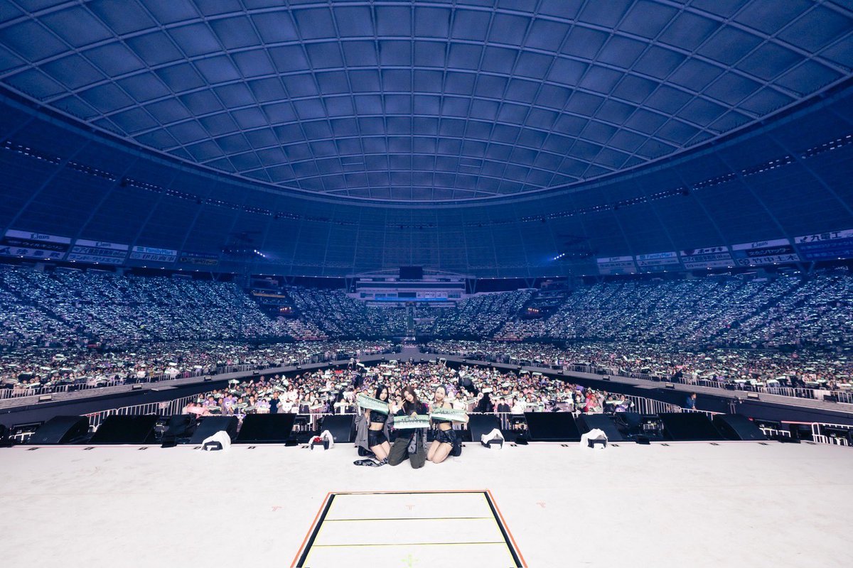 TWICE JAPAN OFFICIAL tweet media