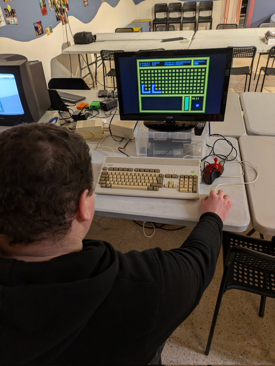 Jeffrey Roe tweet media