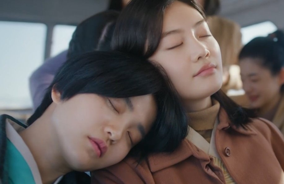 Kimtaeri_I_Love's tweet photo. ............🐶🐱 https://t.co/y6MIifGNSN