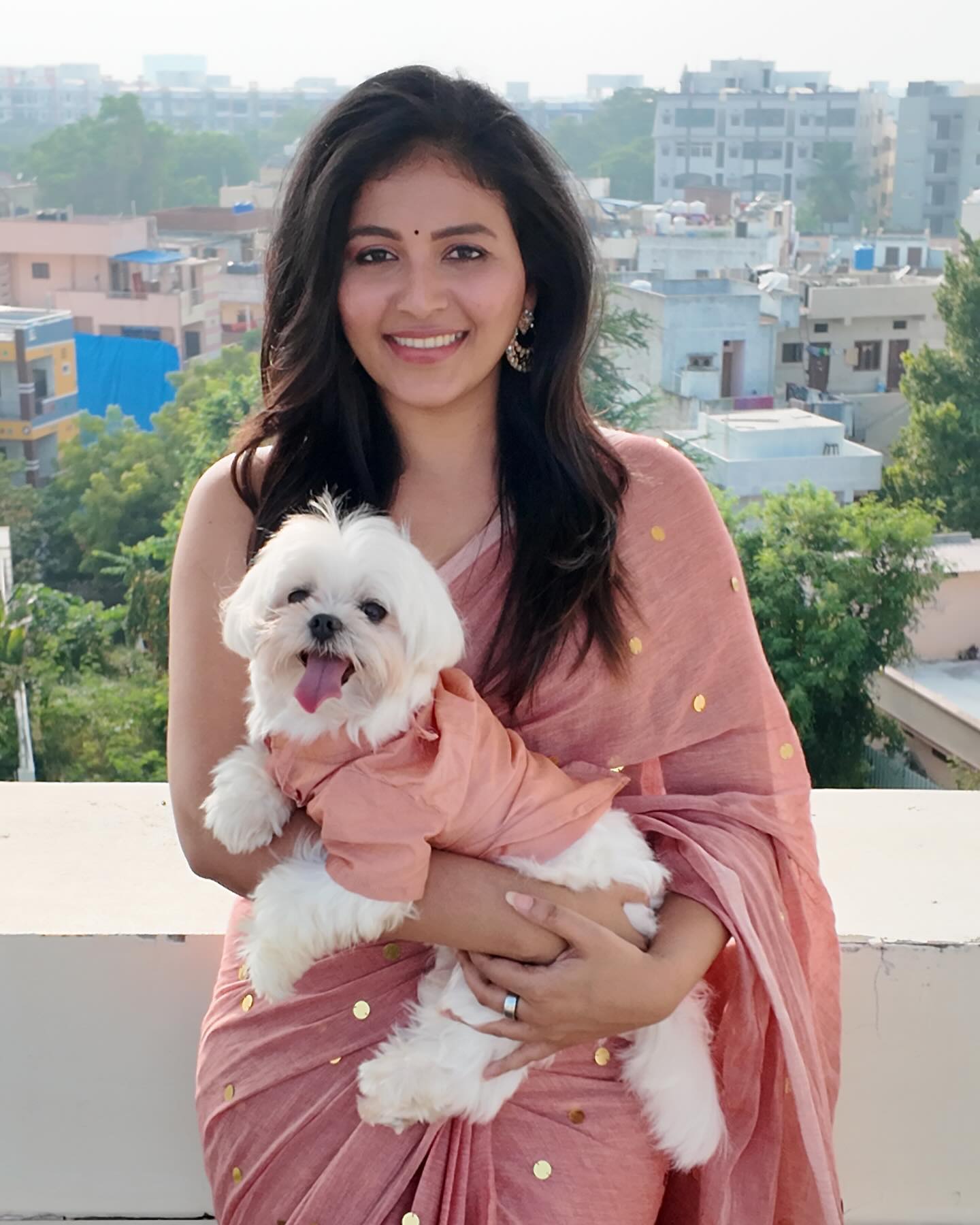 GbYfp0UWsAAAlOI?format=jpg&name=large