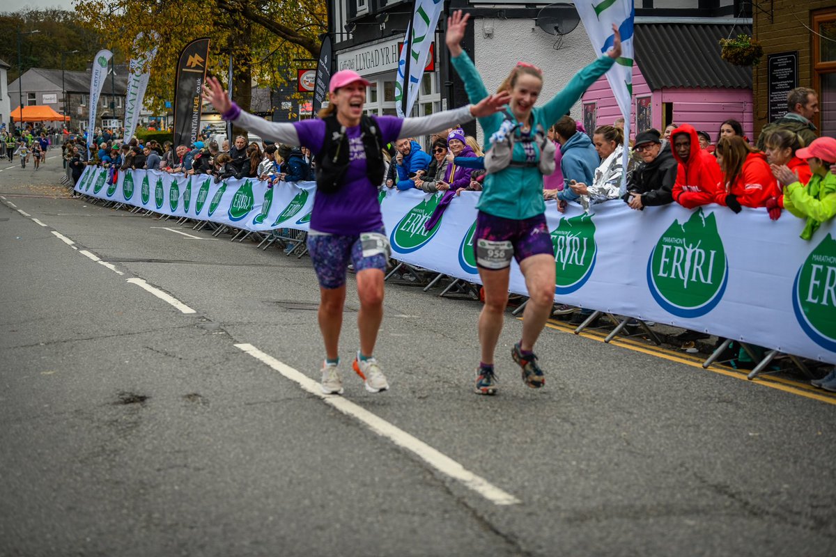 Riona12's tweet photo. This time last week I was part way through running #marathoneryri2024 🤩 
Still on a runners high from such a wonderful event 🙌🏃🏻‍♀️ https://t.co/RYcNRmwAHM