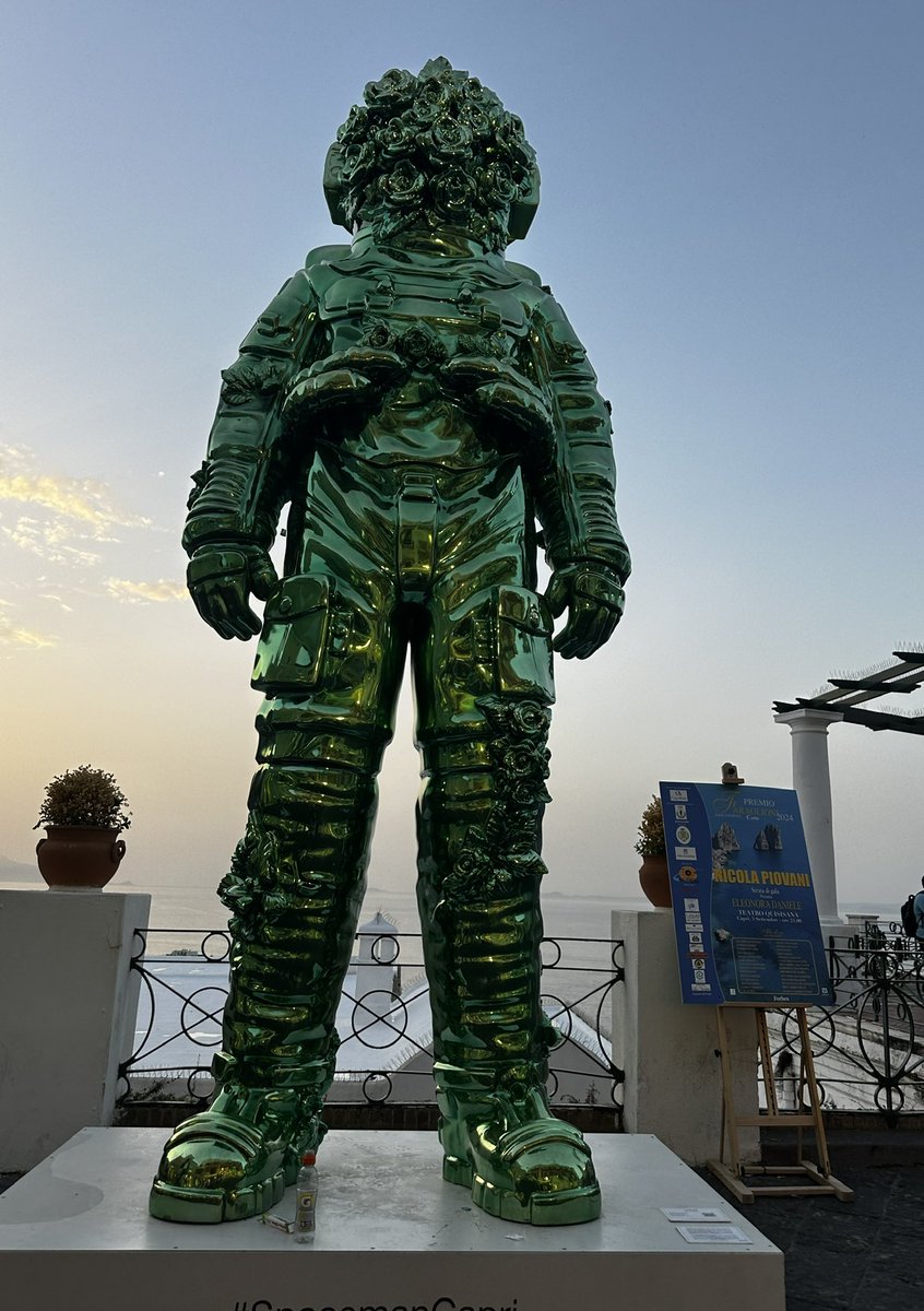 PayProMatt's tweet image. Still not sure why I was so mesmerized by this. 🇮🇹