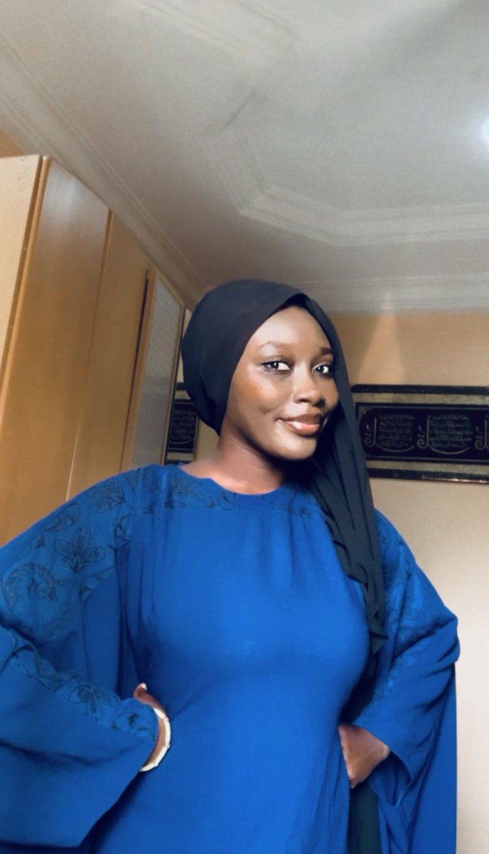 Girl Saturday blueee💙🖤