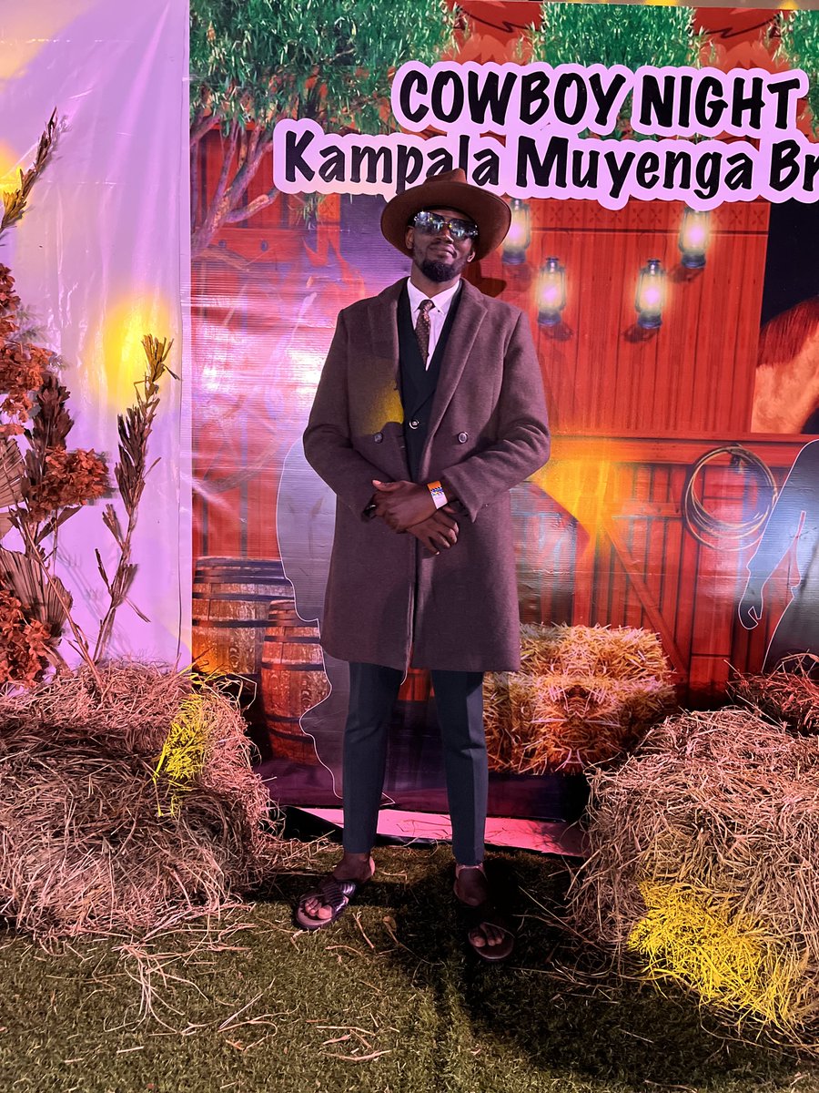 manty_flex's tweet photo. It was such a great time at the #CowBoyNight where a few colleagues and I represented @Fotogenix_UG who along with other partners joined efforts with @MuyengaBreeze to fundraise money for children with Macrocephaly.
Great efforts from great people. 👏👏👏 https://t.co/tIQskCCxXu