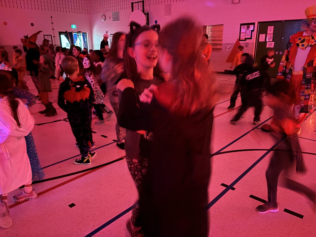 Kim Kenna tweet media