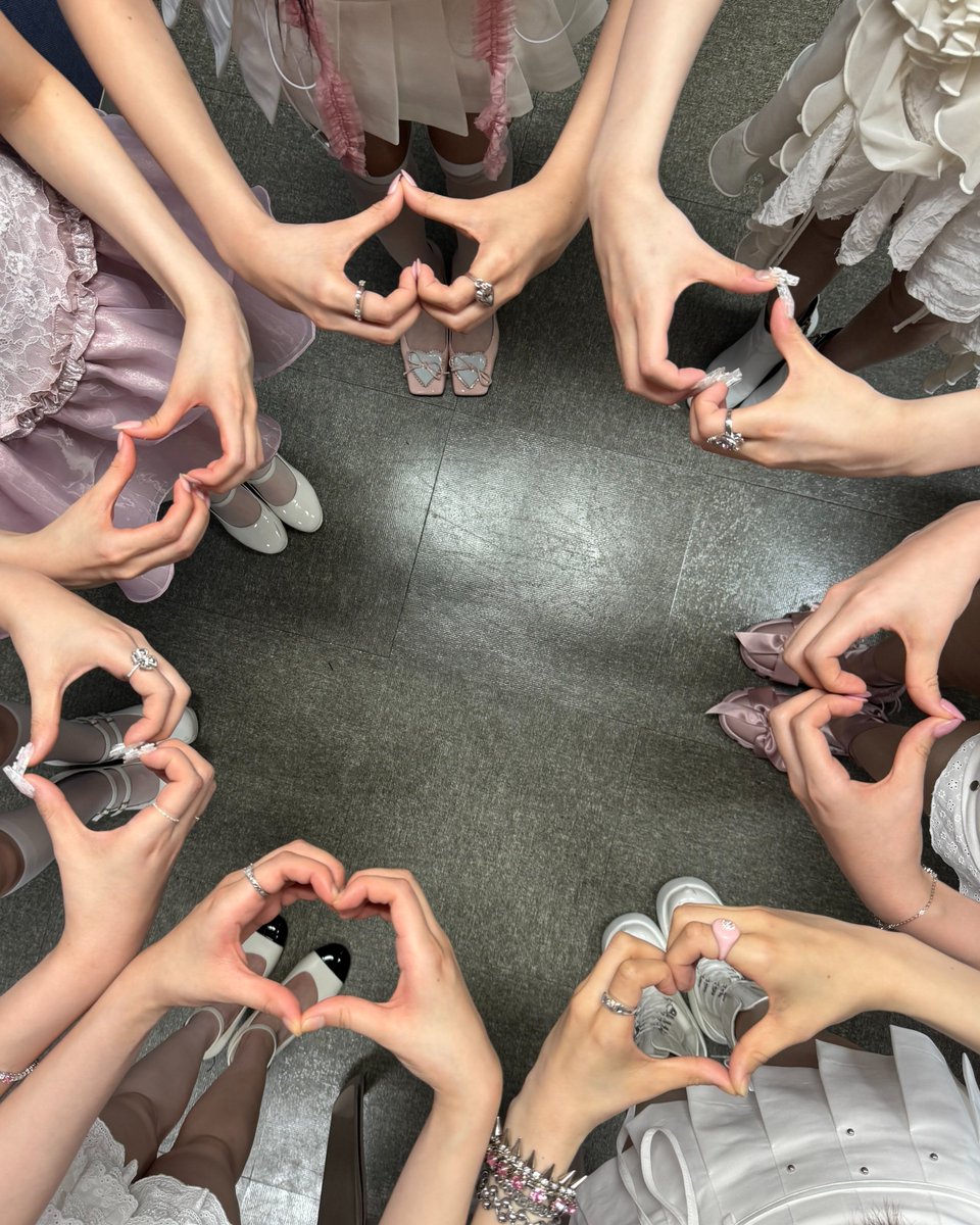 카니｡｡ tweet media