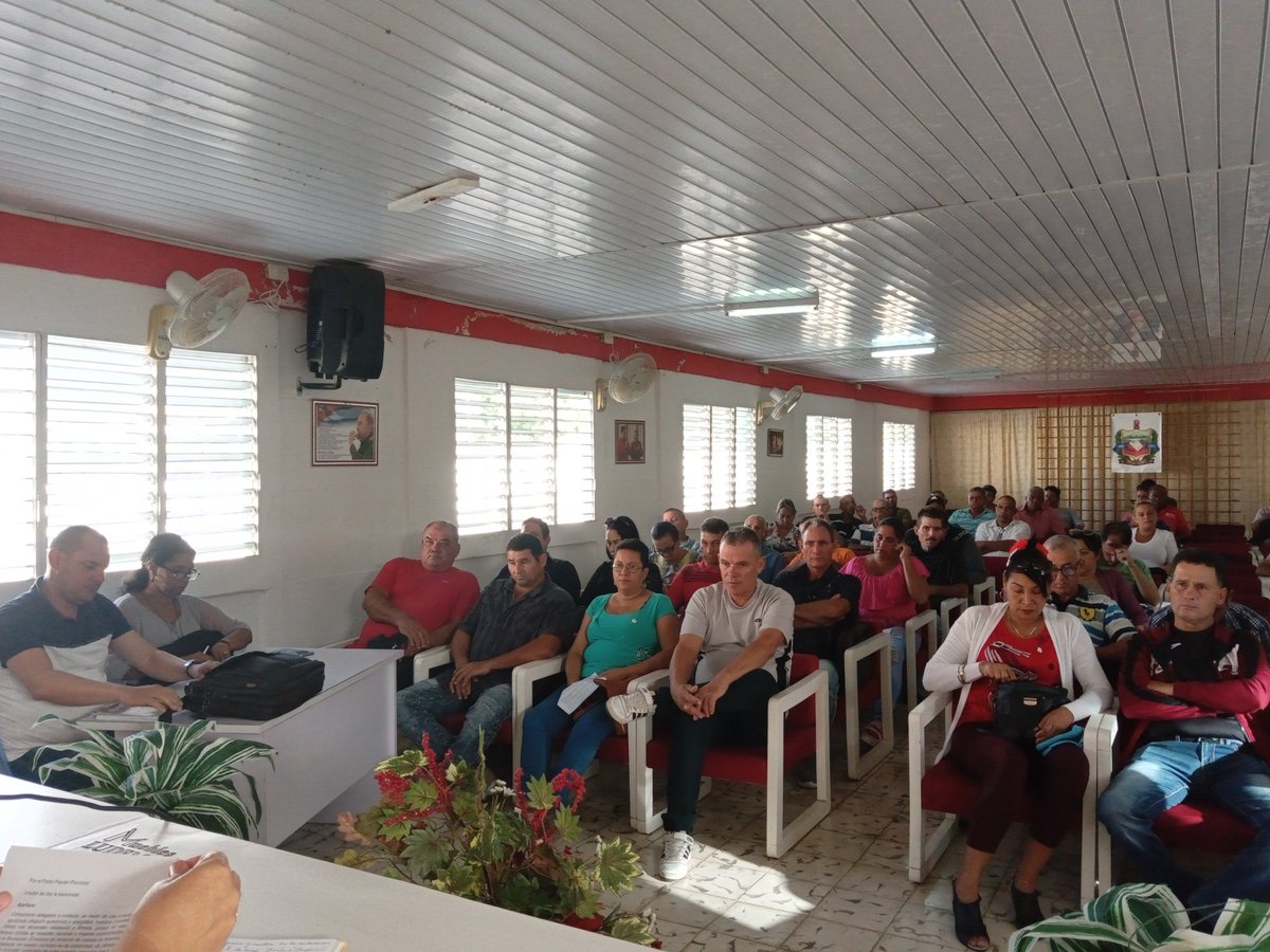 Se desarrolla la Asamblea Municipal del Poder Popular en Florencia. #FlorenciaVaConTodos #CiegodeÁvila #LatirAvileño