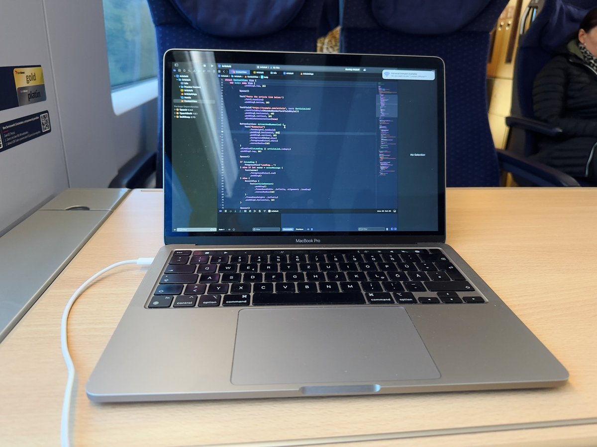 louisagareiss's tweet image. Writing code on a train. 🚆