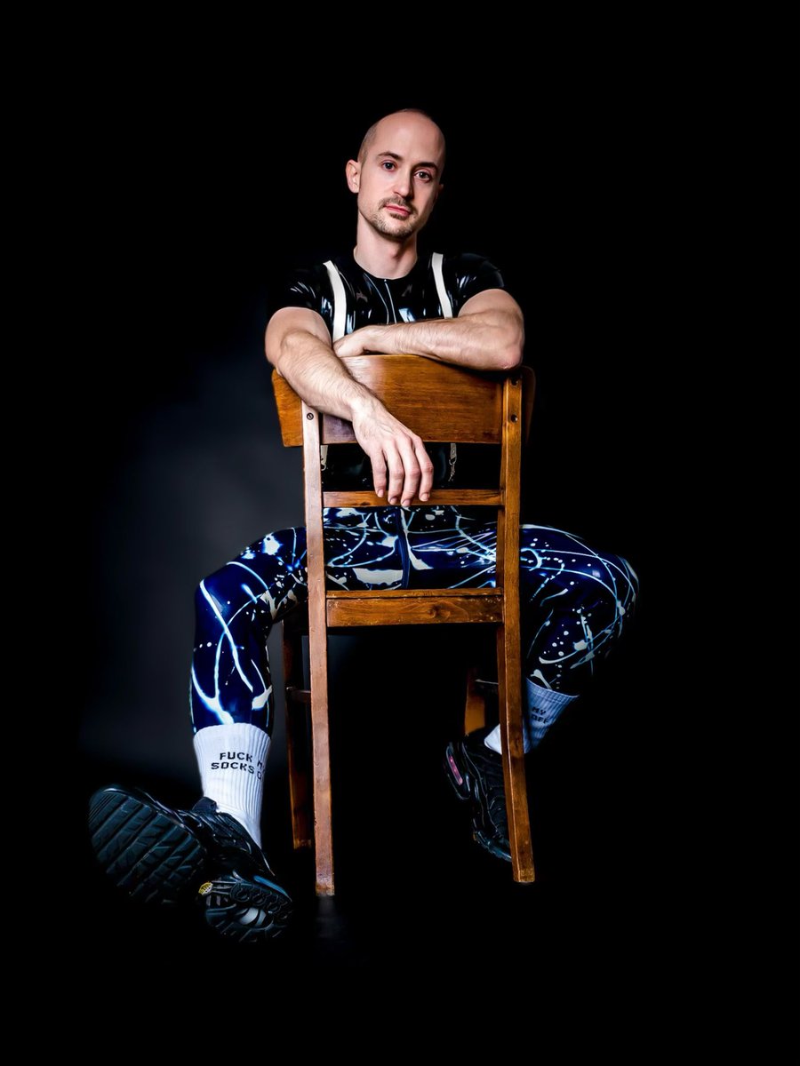 Hey, it’s been a while 😏🦋

Thanks again <a href="/phoo_bar/">PHOO//BAR</a> for the nice shoot 📷

#rubber #fullrubber #latex #fulllatex #kink #blacklatex #blackrubber #blackstyle #rubaddiction #bleachers #niketn #nikeairmax #skinhead #rubberskinhead #instagay #gayboy #pride #gear #fetish