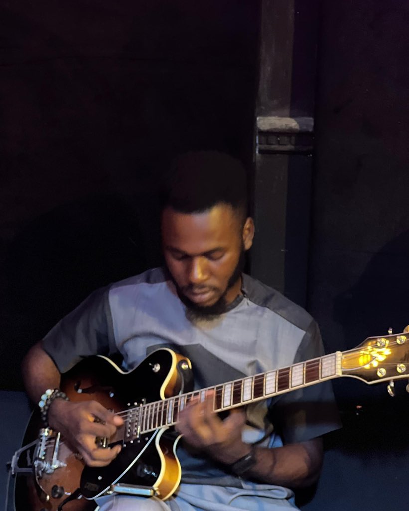 JonathanObise's tweet photo. New Song Alert!

“Christ is King” by Jonathan Obise from the #SongsofDeliverance EP is now live on all streaming platforms!

Visit the link here https://t.co/X3QfcqXfnL and share with your loved ones.

#ChristisKing #SongsofDeliverance #TKTVoices #TheKingdomTribe https://t.co/D0t9X9dXWd