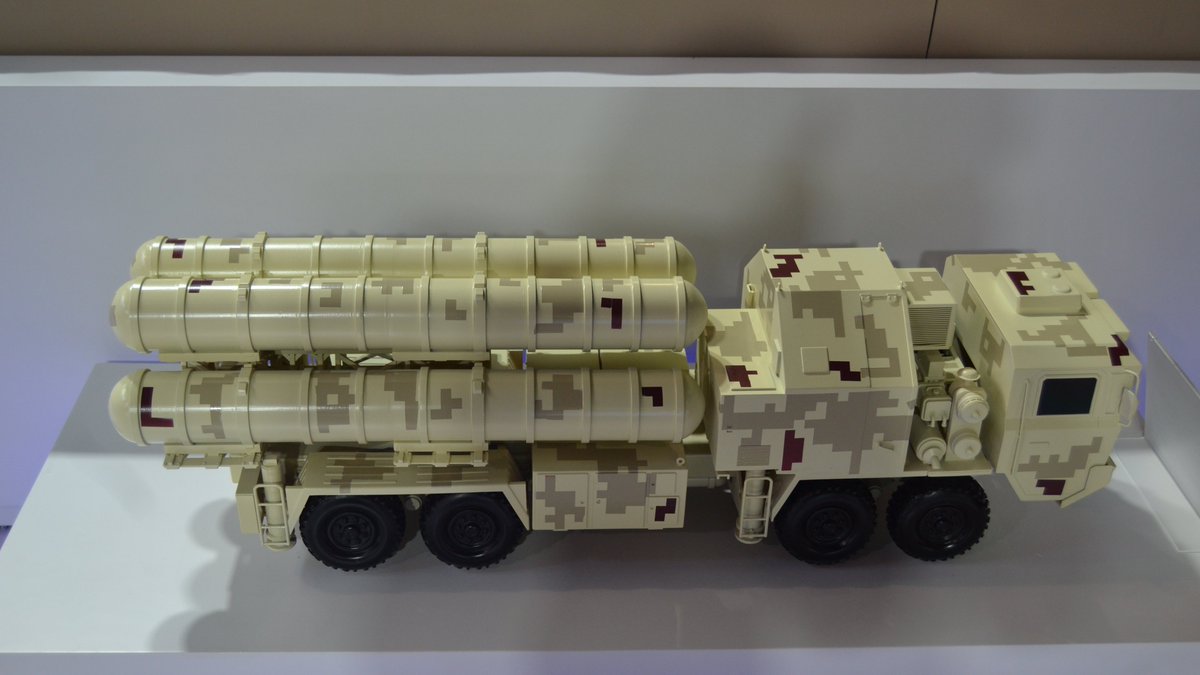 Defense785's tweet image. A model of the missile firing battery of the Chinese HQ-9BE long-range air &amp;amp; missile defense system showcased at the #IDEAS2022 🇨🇳🇵🇰