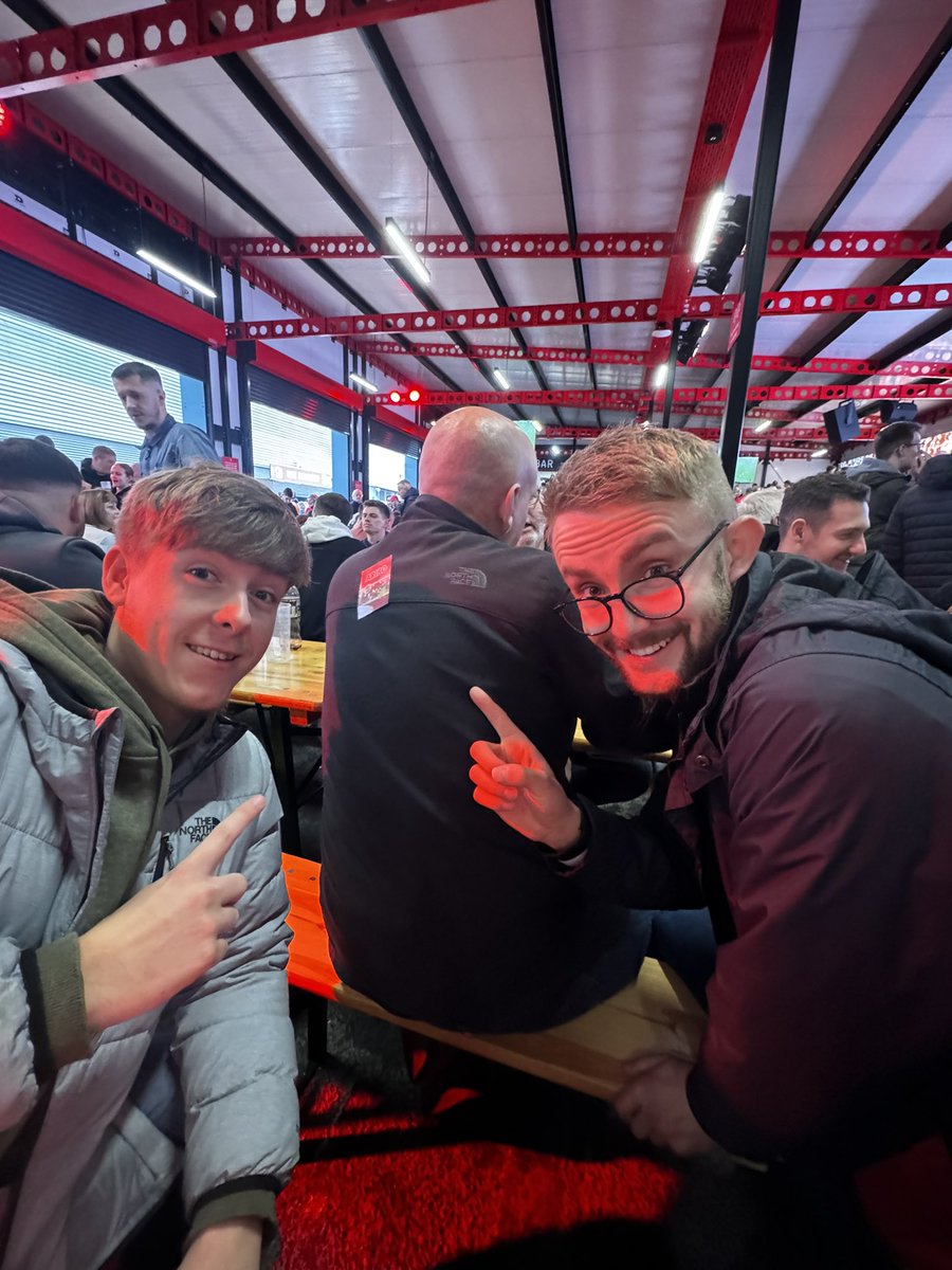 _benmunday's tweet photo. ARIBO-OH 😂😂

@JGeddes10 #saintsfc https://t.co/9eGtiMqBkU