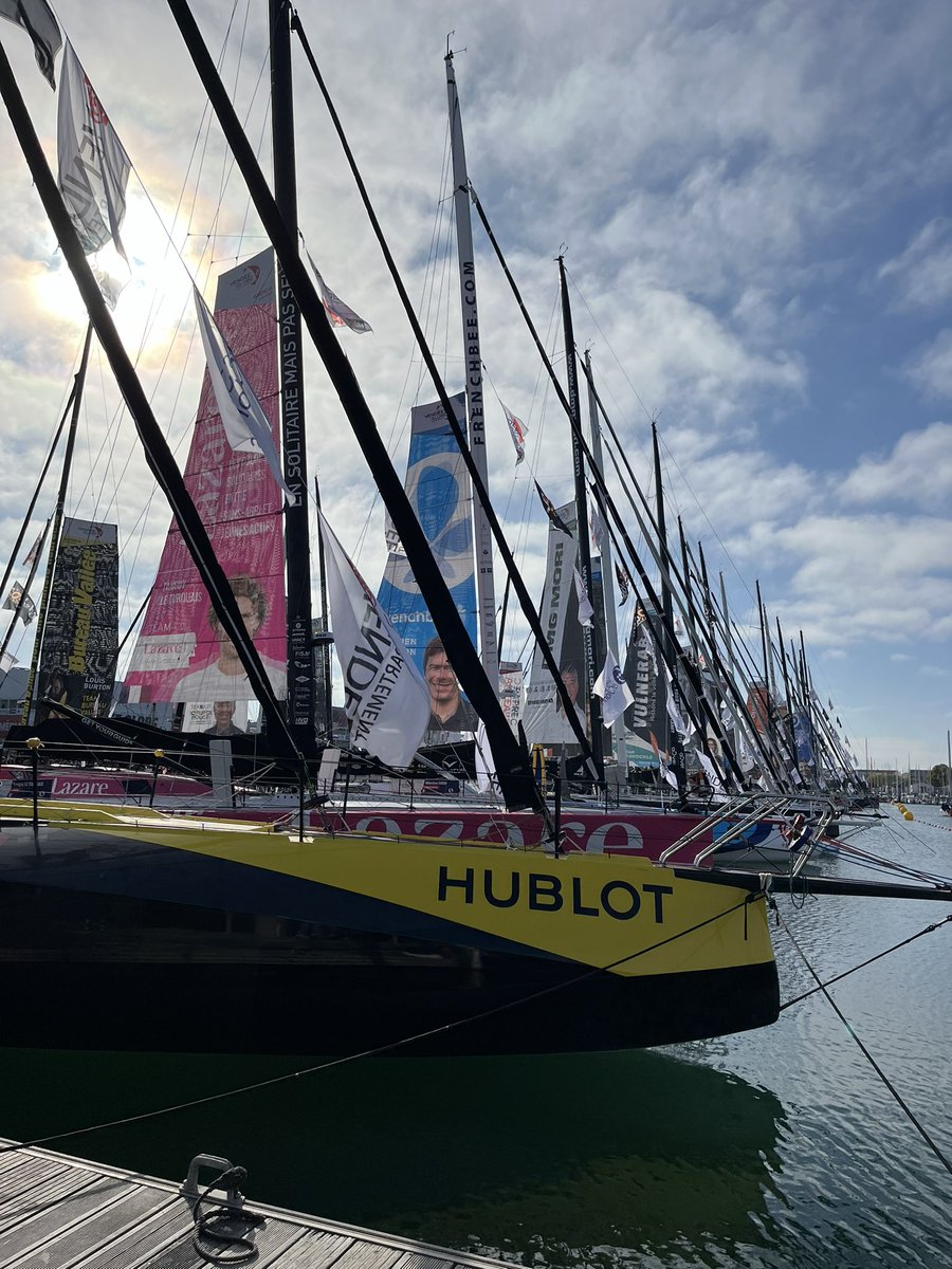 #VG2024 petit tour aux Sables à 8 jours du départ ! La foule est au rendez-vous