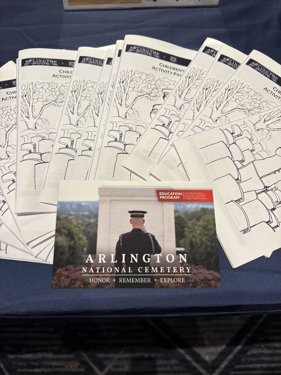 ArlingtonNatl's tweet image. Swing by our table to pick up free educational materials! @TxSocialStudies #txcss2024