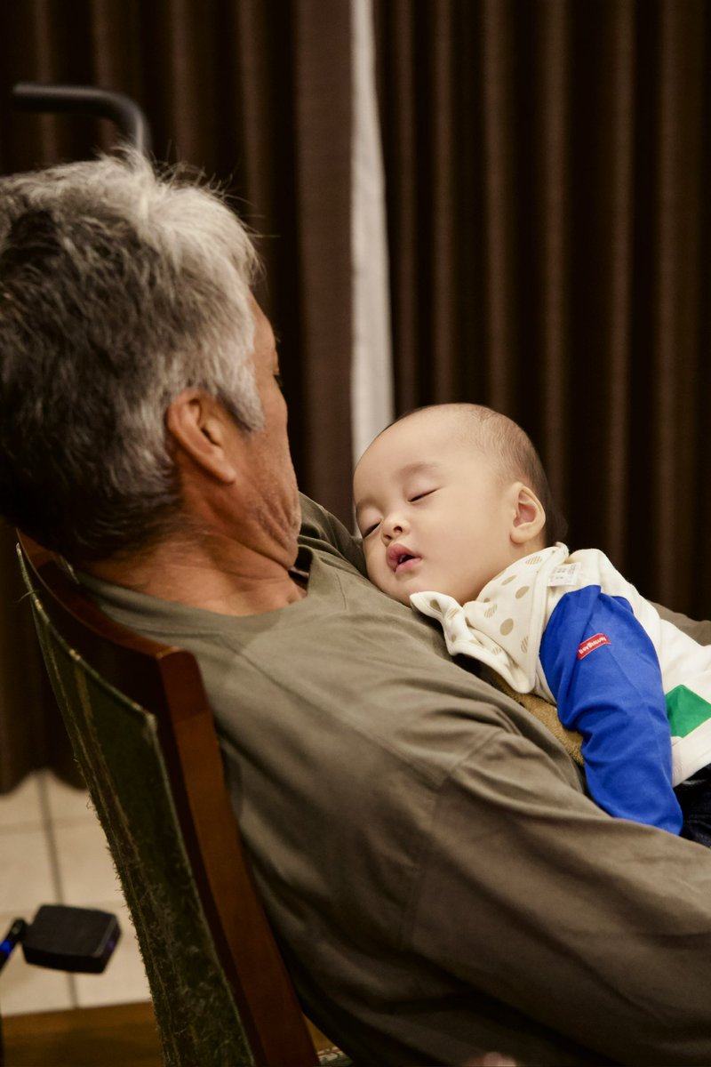 親と勘当状態にあったんだけど
息子が関係を修復してくれた
感謝だよね
家族っていいもんだね