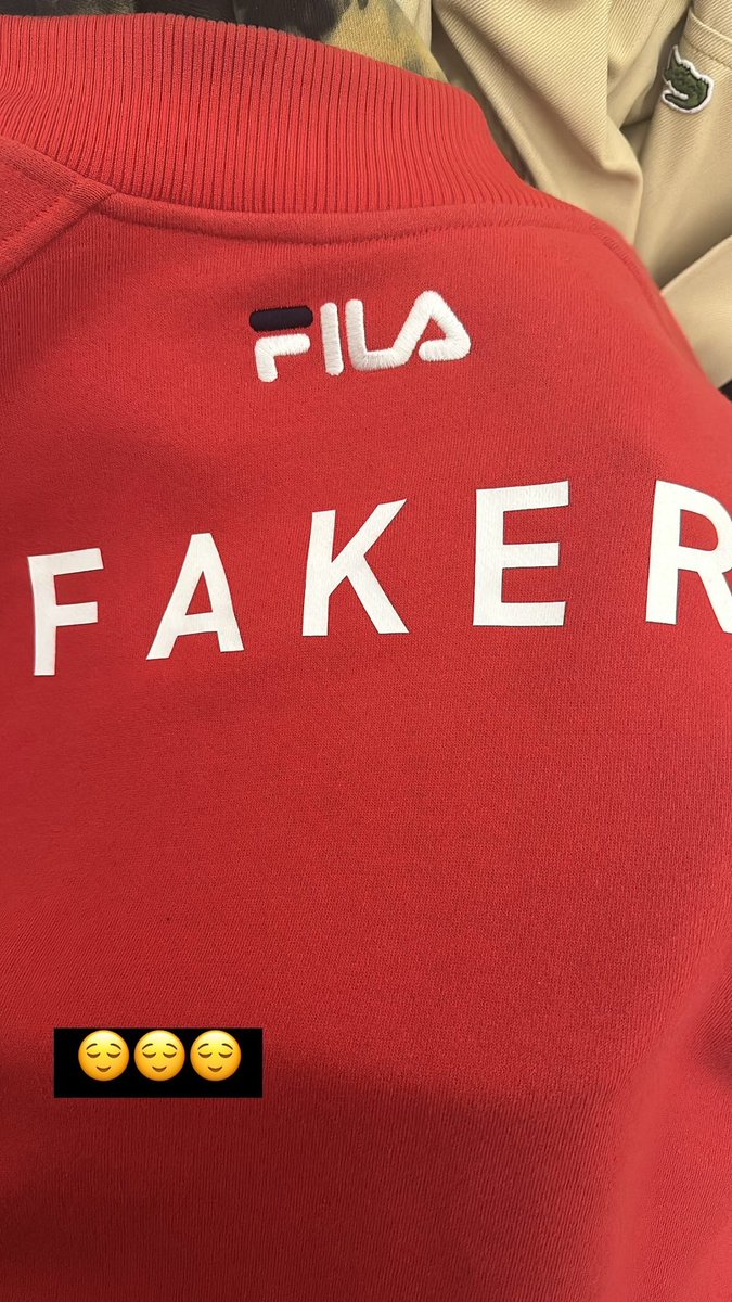 Ça sort la veste légendaire du GOAT pour regarder la finale hihihi