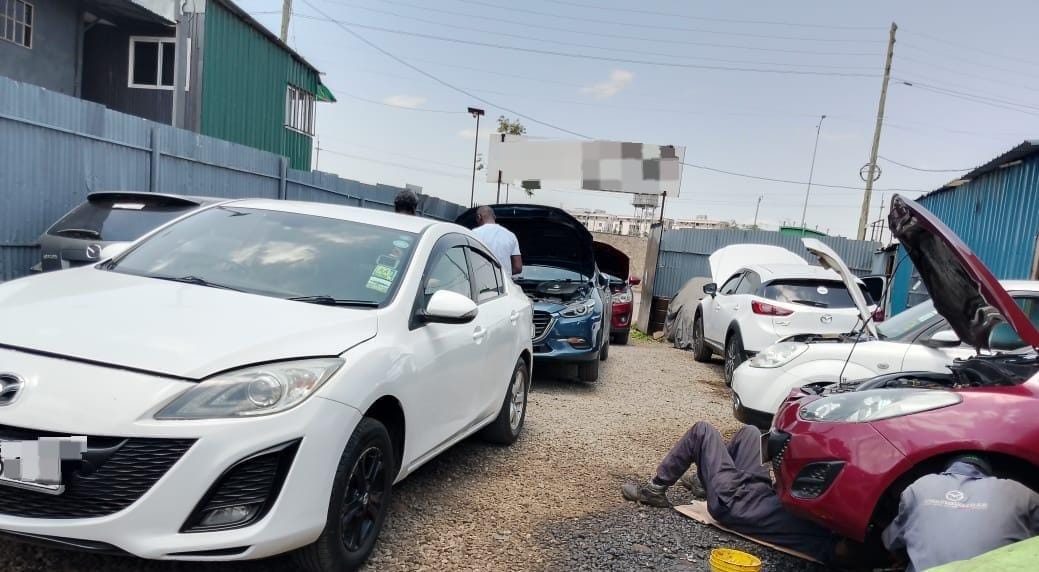 MazdaKenya's tweet photo. 🌟 Friday Fix! Start your weekend right with quality service &amp; reliable parts. Expert care for your Mazda. 
📞 0721657868 #FridayService #QualityCare https://t.co/SU4NwifBX9