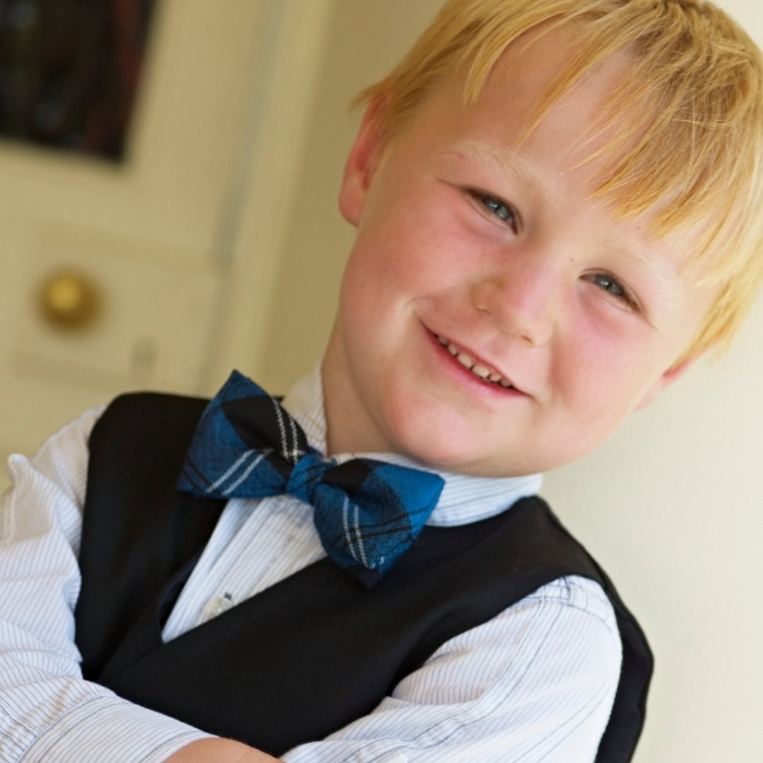 ScotlandShop's tweet photo. Bowvember Day 2 and it doesn't get much cuter than a diddy, wee bow tie for your grandson in his family tartan. Choose from over 500 tartans woven in Scotland
https://t.co/gqY1Ywulac
#bowvember @ClanGunn @ClanMacBeth @ClanLamont @clangrant @ClanMacQuarrie @ClanBuchanan https://t.co/CK24hI6IBa