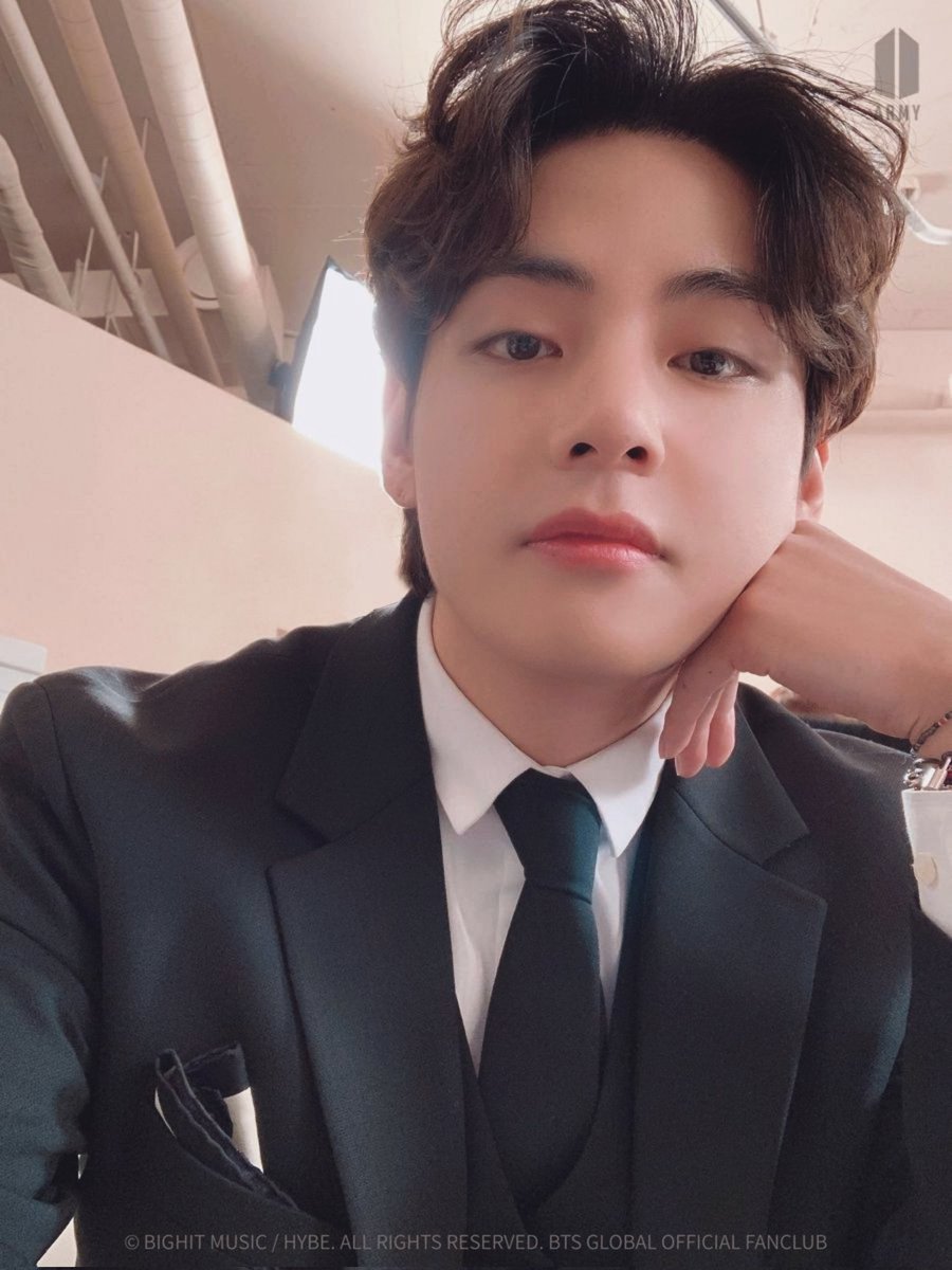 taehyvngpics's tweet photo. I vote #V for #2024MAMAVote https://t.co/bXIxgCOU87