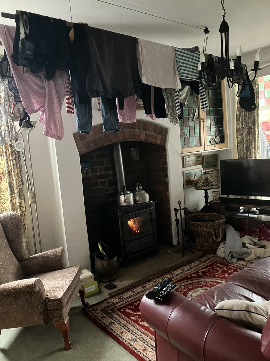 AllotmentHelen's tweet image. I love living in my old fashioned hotch potch home. Where, in winter, we dry our washing on a rack above the fire. It works brilliantly. #washing