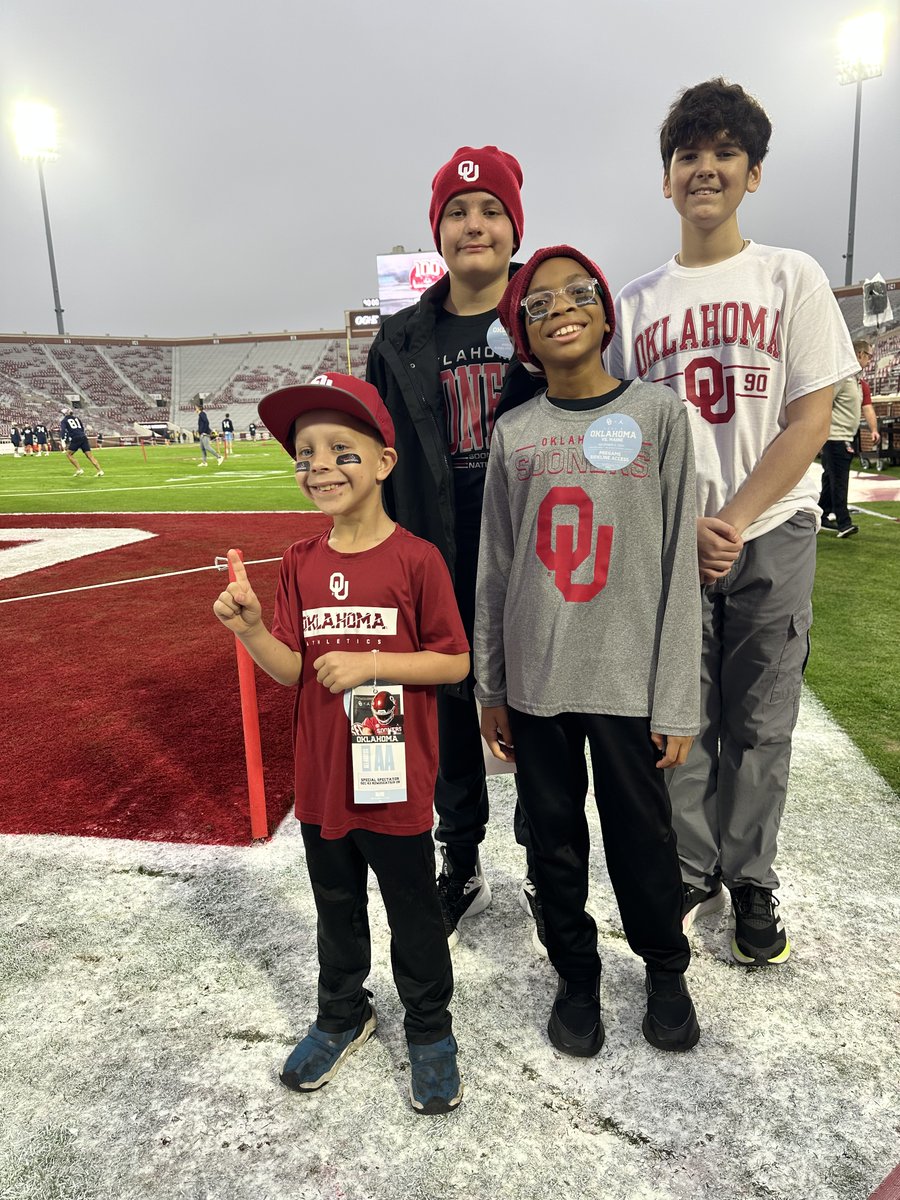 Special Spectators tweet media