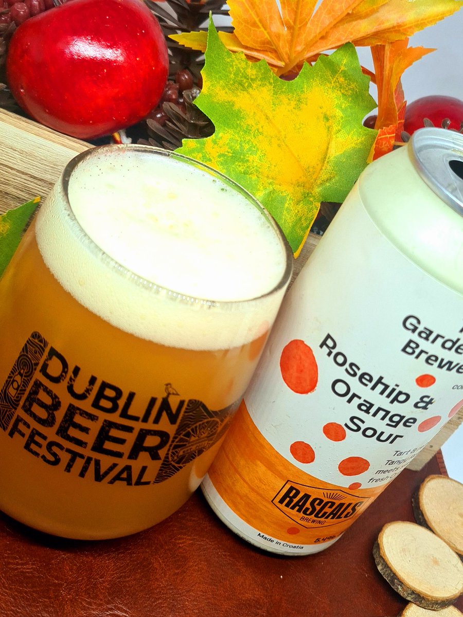 I picked this <a href="/GardenBrewery1/">The Garden Brewery</a>  <a href="/RascalsBrewing/">Rascals Brewing Company</a> #collaborationbeer in <a href="/craftcentral/">CraftCentral.ie</a>
Rosehip &amp; Orange Sour tastes like a  peppery unsweetened orange Marmalade, like tangy fresh squeezed orange juice that has had the bitter white pith left in 
#Sláinte